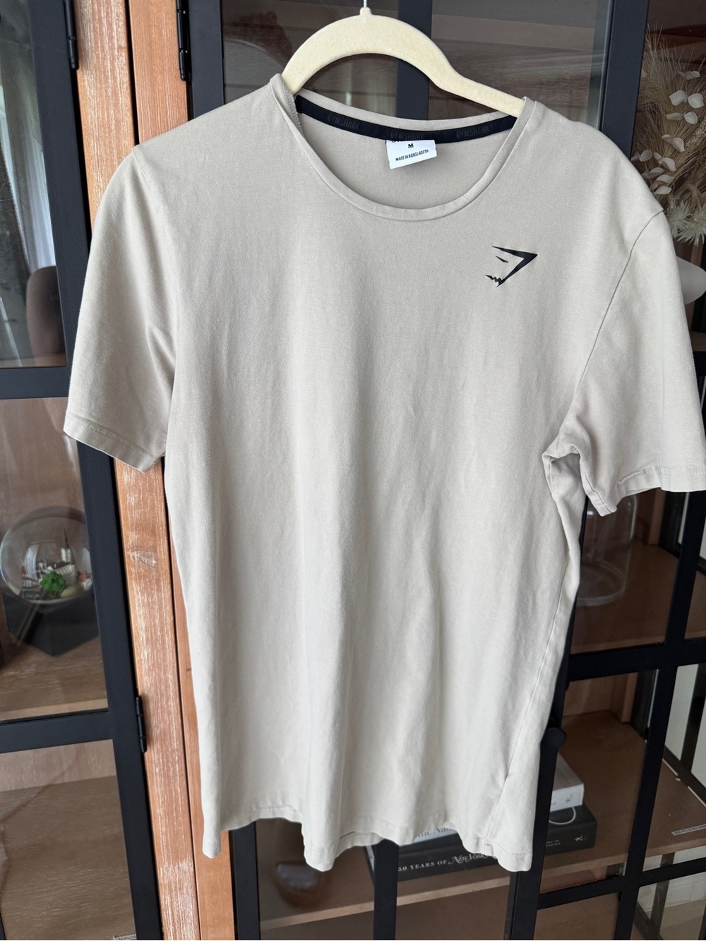 Gymshark essential t-shirt performance pebble grey beige logo short sleeve crew